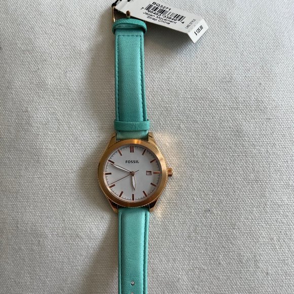 Womens Watch - Picture 1 of 1